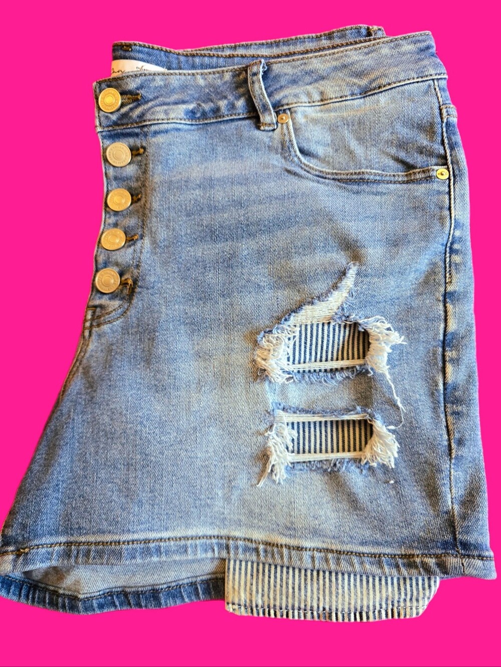 "KanCan" High-Rise Distressed Button Fly Denim Shorts-Size 18-NWOT - Picture 5 of 13
